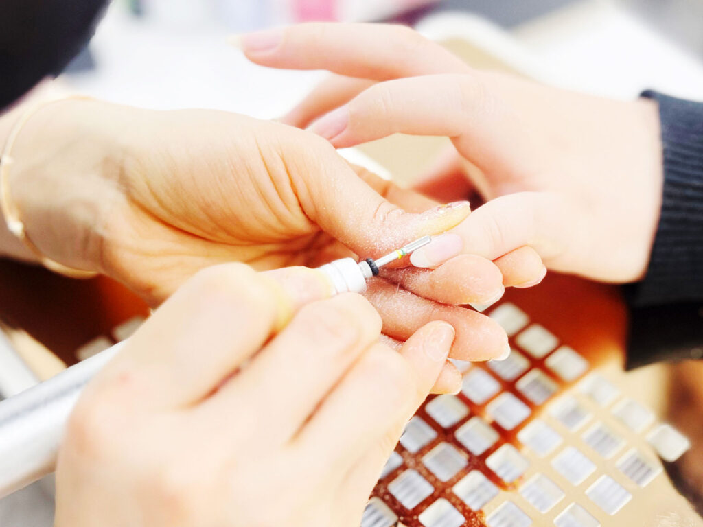 네일 드릴 머신 구조와 기본 장비